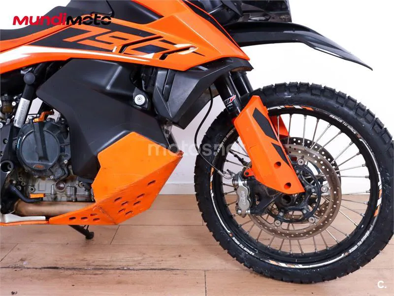 KTM 790 – Vista 39
