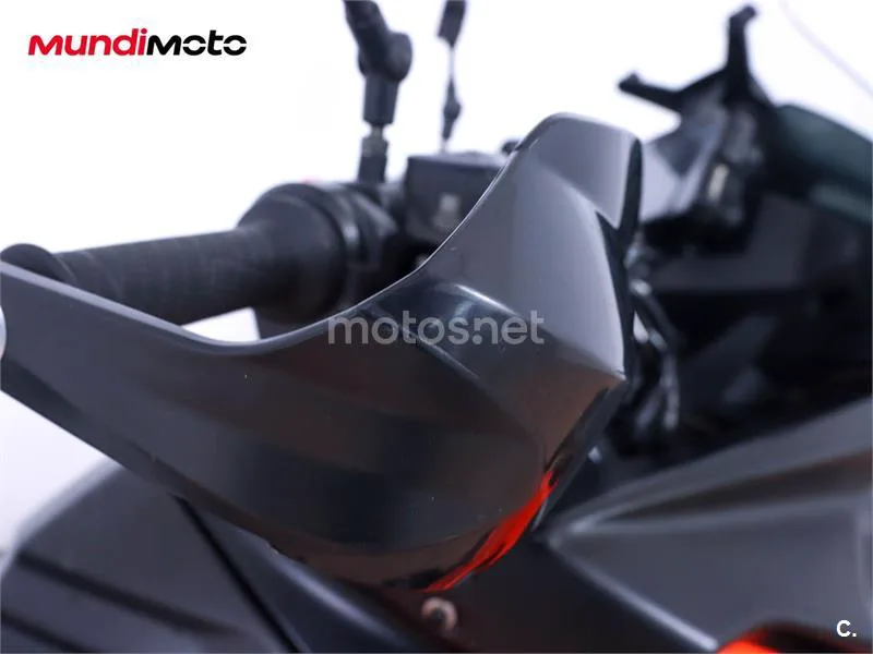 KTM 790 – Vista 16