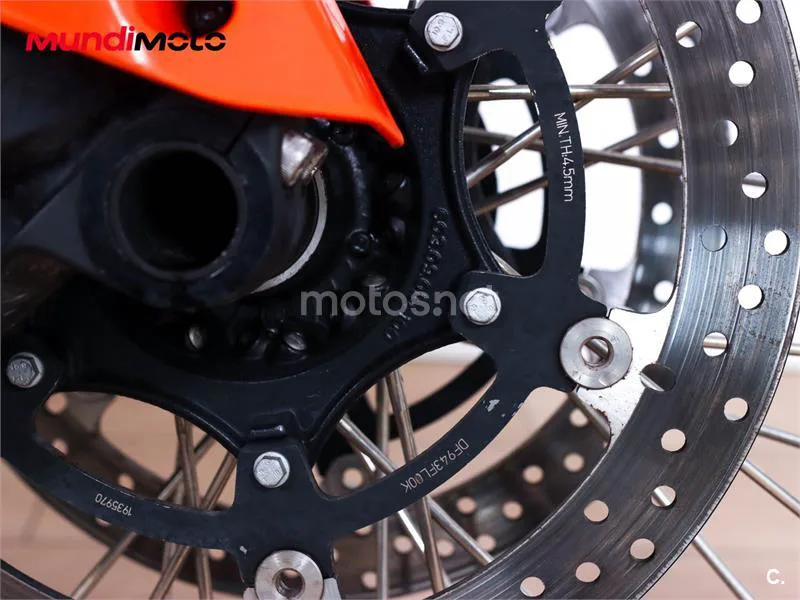 KTM 790 – Vista 26