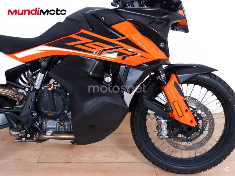 KTM 790 – Vista 33