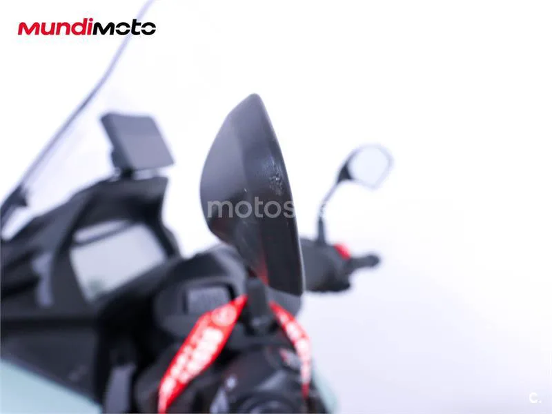 Yamaha Tricity – Vista 16
