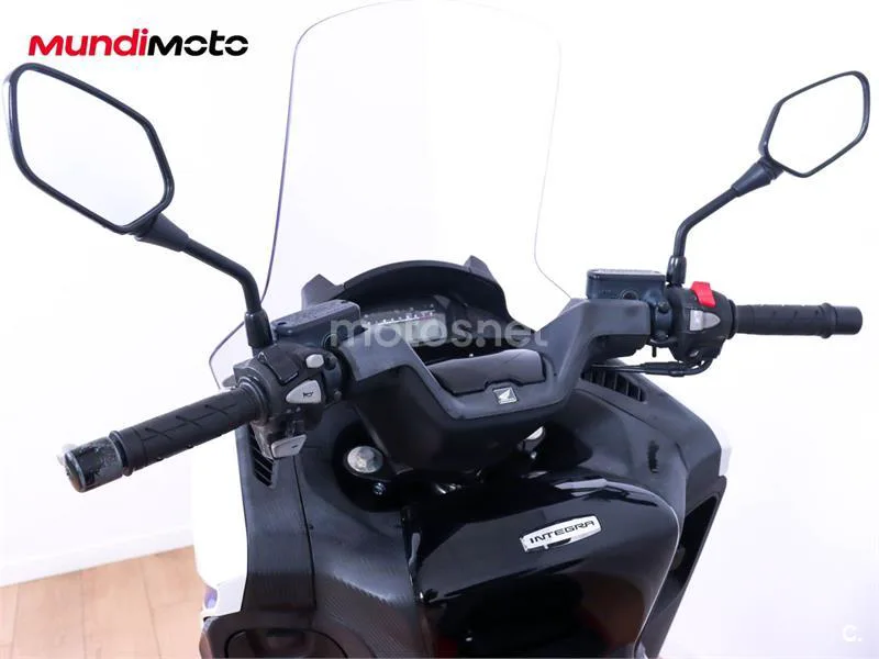 Honda Integra – Vista 11