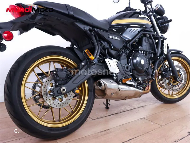 Kawasaki Z650 – Vista 4