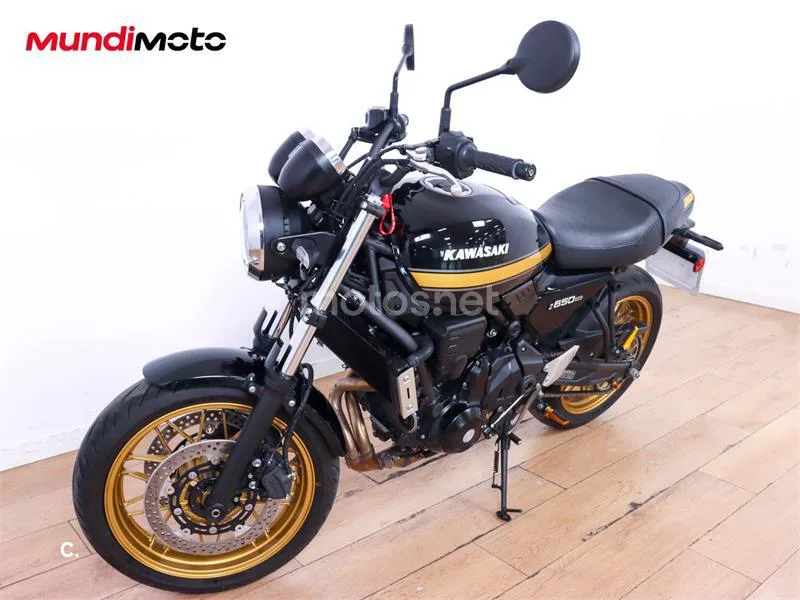 Kawasaki Z650 – Vista 7