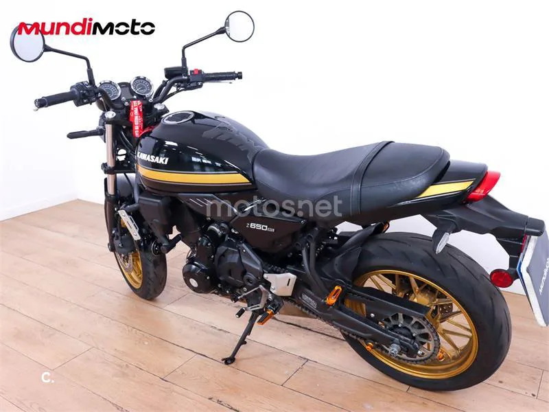 Kawasaki Z650 – Vista 8