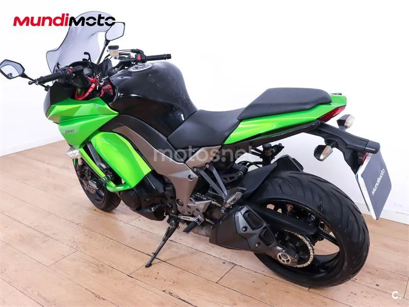 Kawasaki Z1000 SX – Vista 8