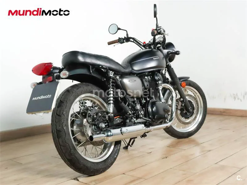 Kawasaki W800 – Vista 3
