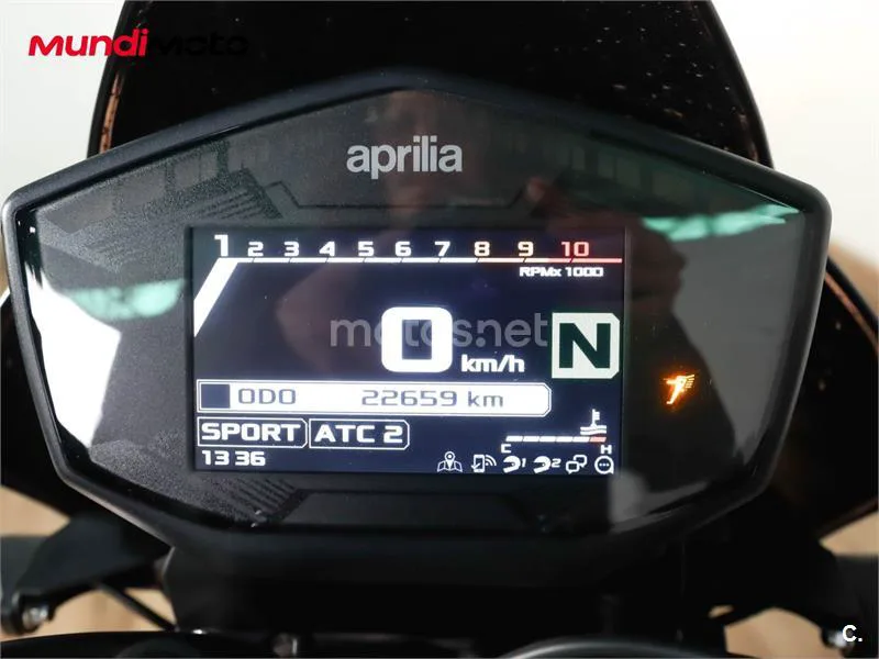 Aprilia Dorsoduro 900 – Vista 12