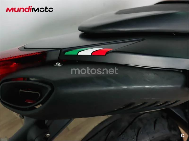 Aprilia Dorsoduro 900 – Vista 13