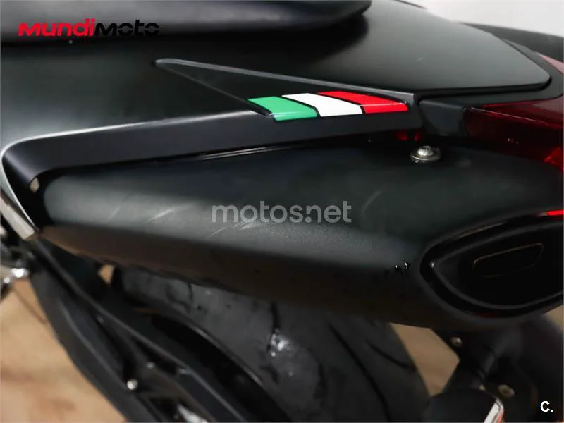 Aprilia Dorsoduro 900 – Vista 16
