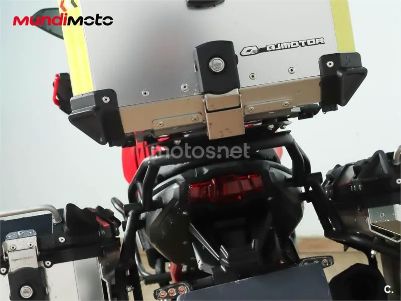 QJ Motor SRT 700 X – Vista 9