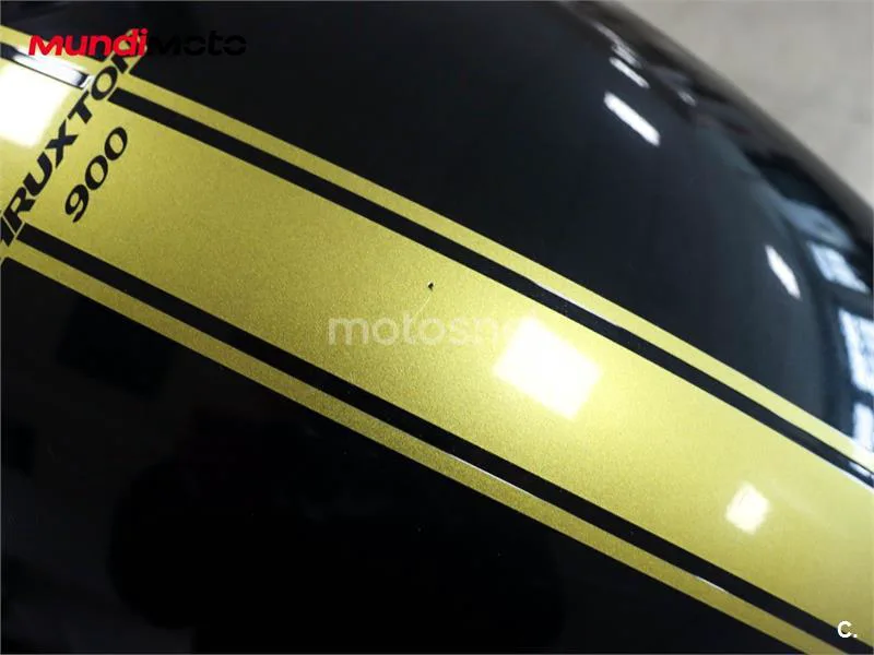Triumph Thruxton – Vista 13