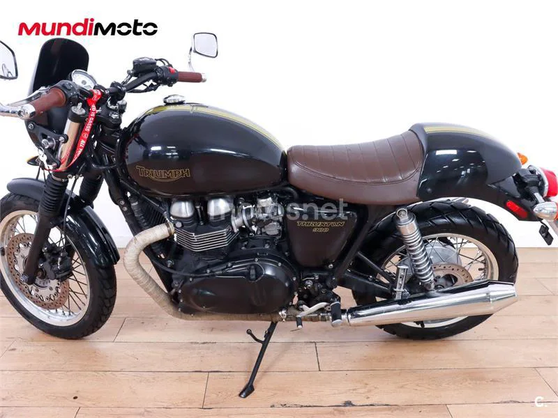 Triumph Thruxton – Vista 6