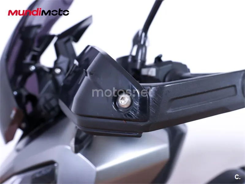 Honda X-ADV – Vista 17