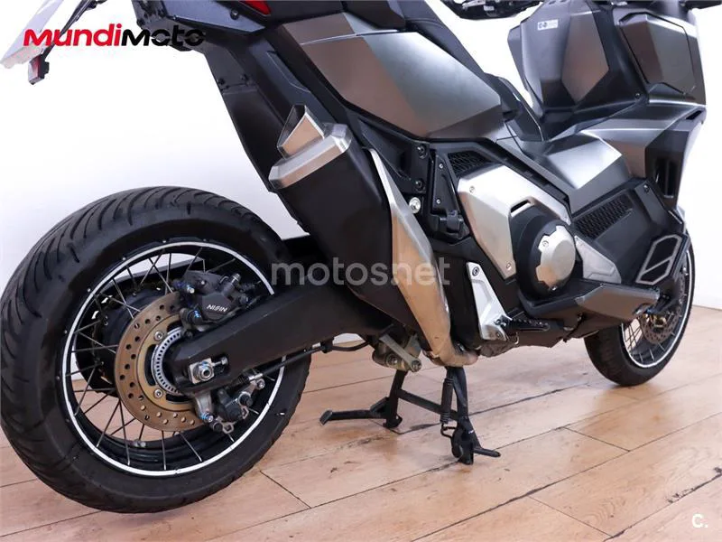 Honda X-ADV – Vista 4