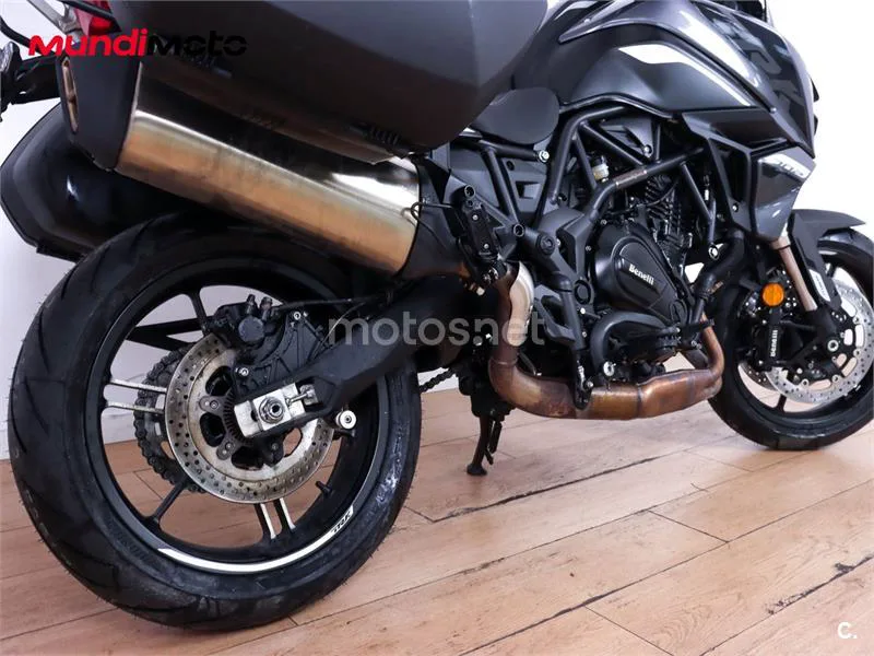 Benelli TRK 702 – Vista 4