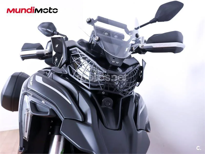 Benelli TRK 702 – Vista 5