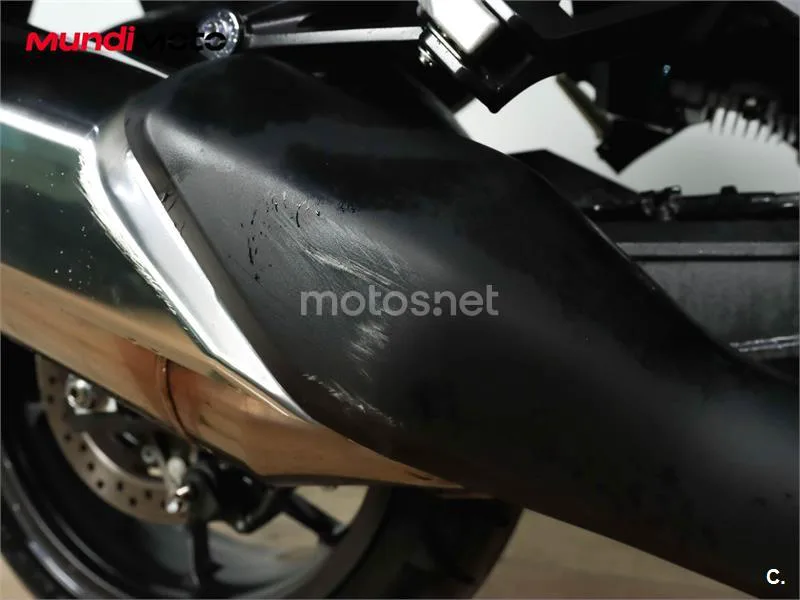 Honda NT1100 – Vista 15