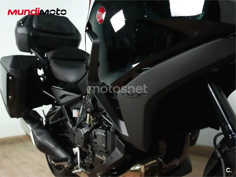 Honda NT1100 – Vista 19