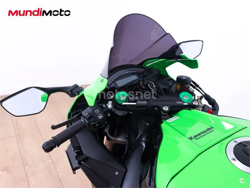 Kawasaki Ninja ZX-10R – Vista 11