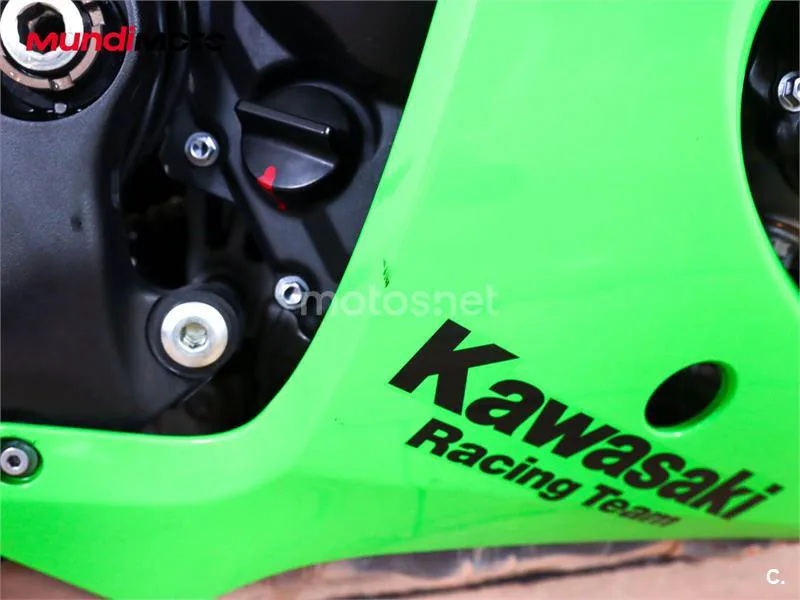 Kawasaki Ninja ZX-10R – Vista 17