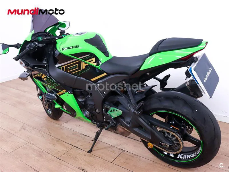 Kawasaki Ninja ZX-10R – Vista 8