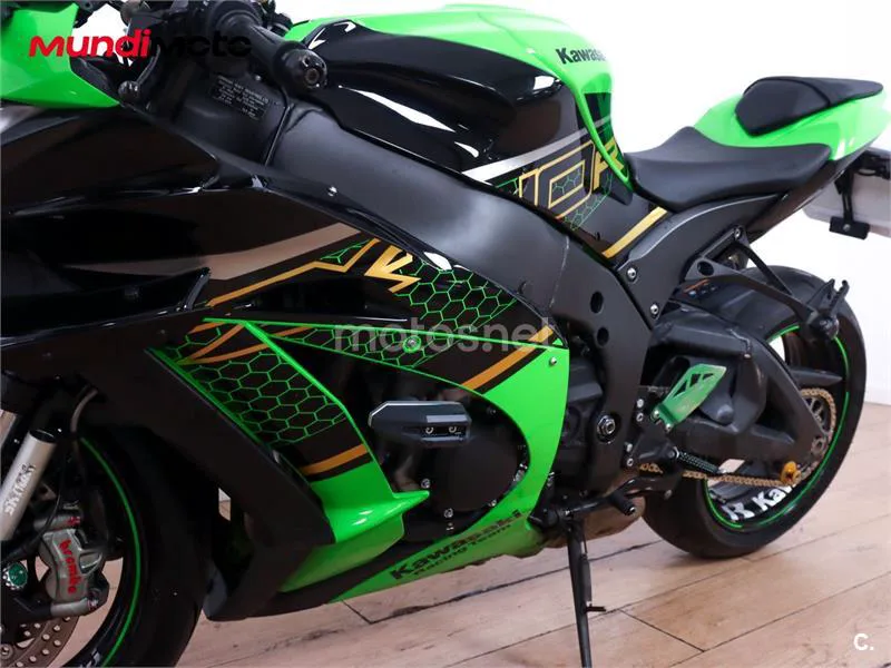Kawasaki Ninja ZX-10R – Vista 10