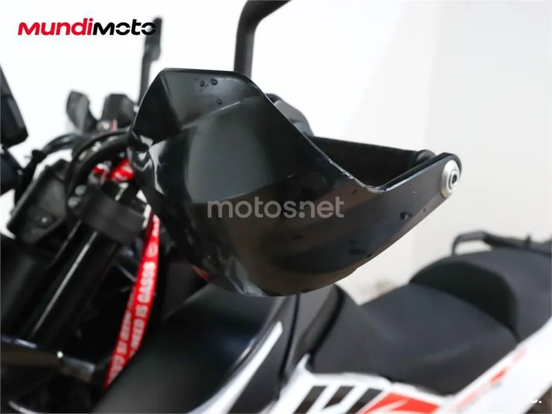 KTM 790 – Vista 17