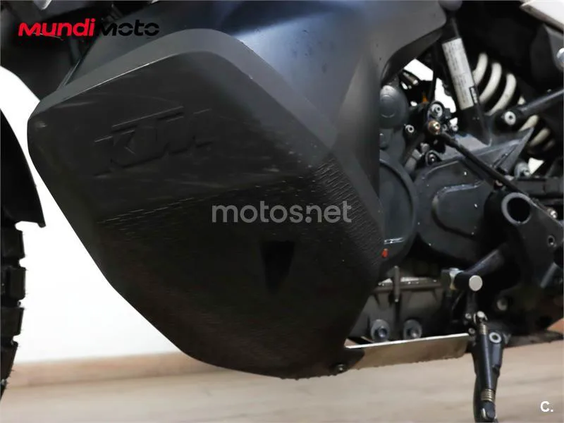 KTM 790 – Vista 20