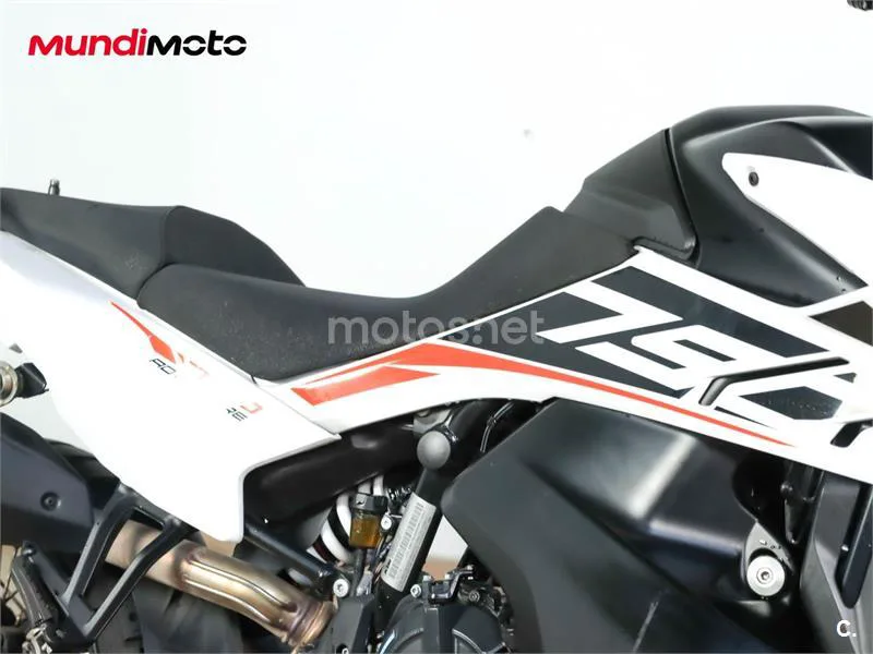 KTM 790 – Vista 30