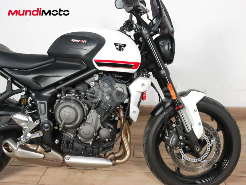 Triumph Trident 660 - Vista 21