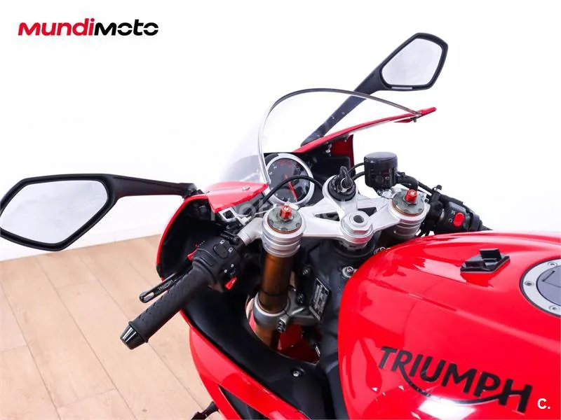 Triumph Daytona 675 – Vista 11