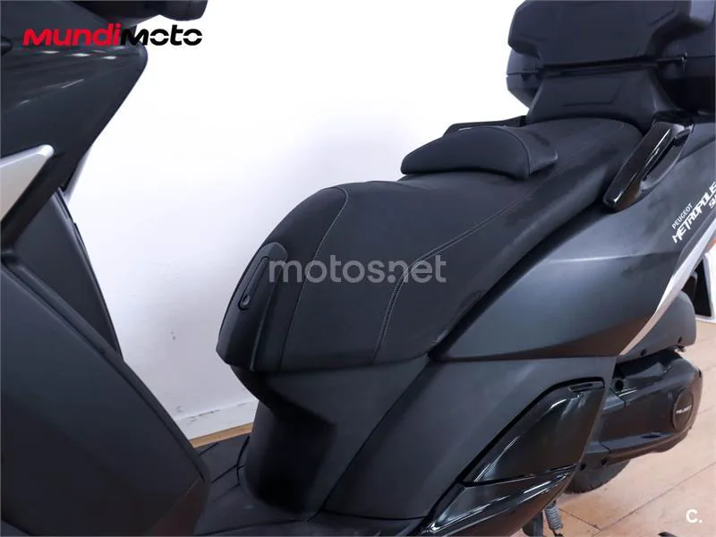 Peugeot Metropolis 400 – Vista 10