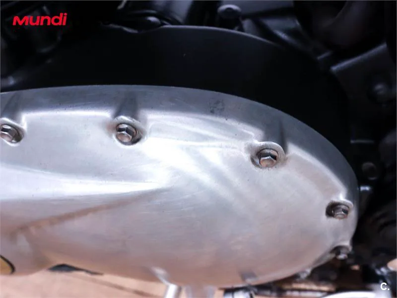 Triumph Thruxton – Vista 18