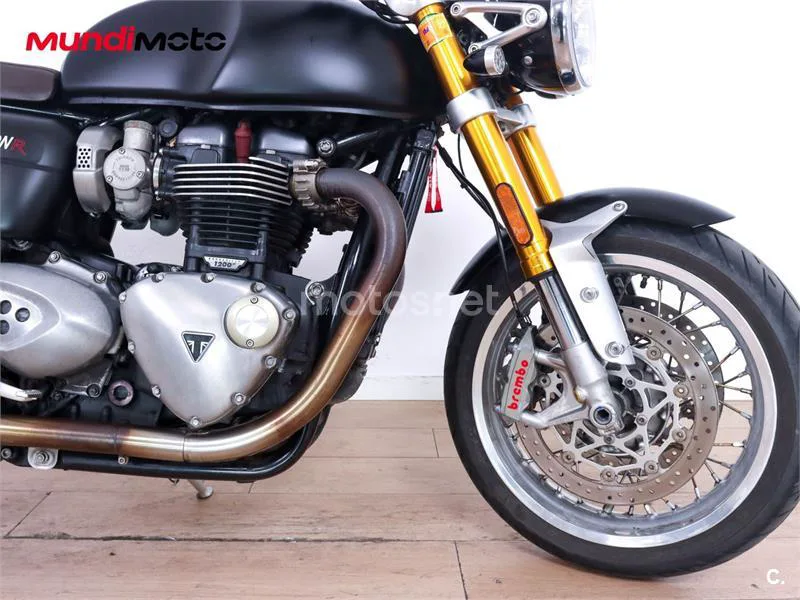 Triumph Thruxton – Vista 21