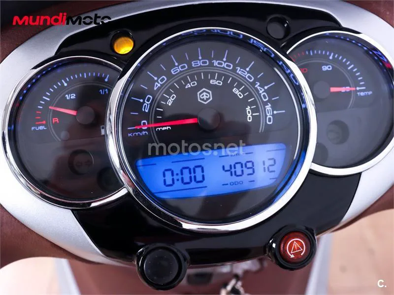 Piaggio Beverly 300 – Vista 12