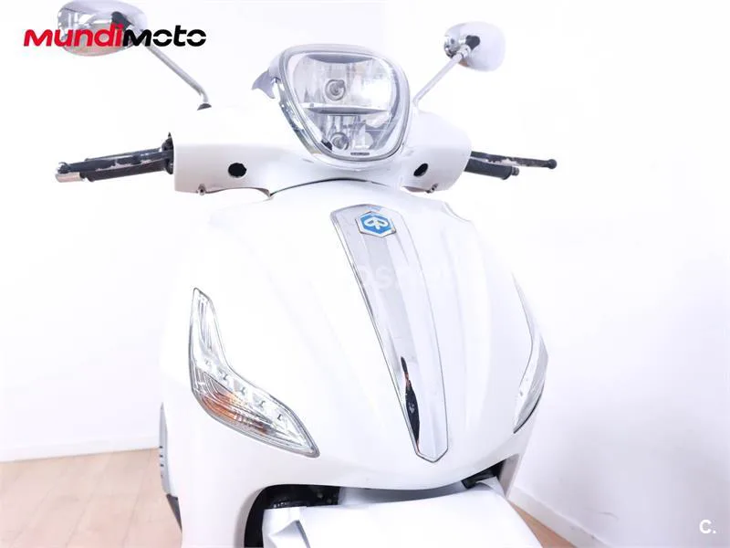 Piaggio Beverly 300 – Vista 5