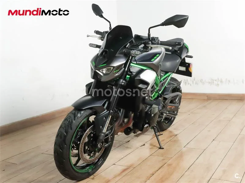Kawasaki Z900 – Vista 7