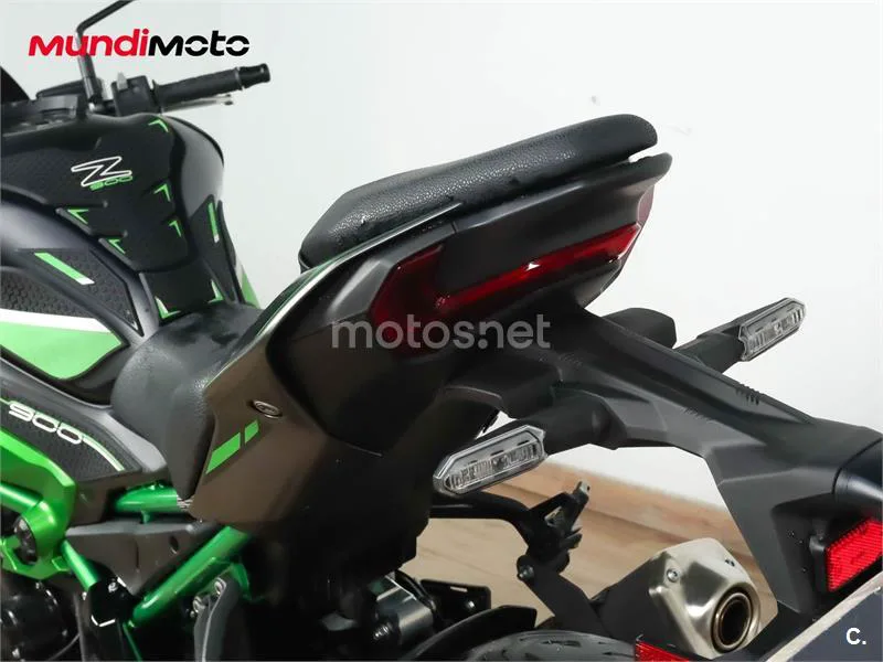Kawasaki Z900 – Vista 9