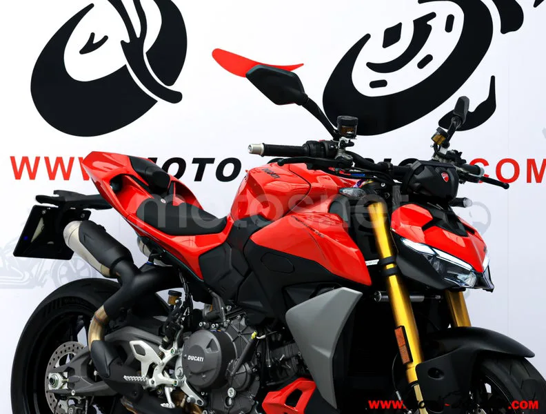 Ducati Streetfighter V2 – Vista 4