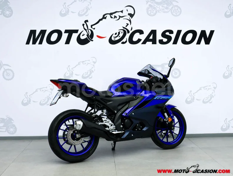 Yamaha R125 – Vista 3