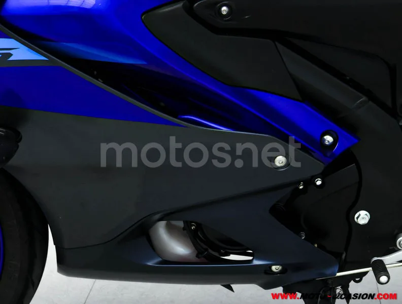 Yamaha R125 – Vista 10