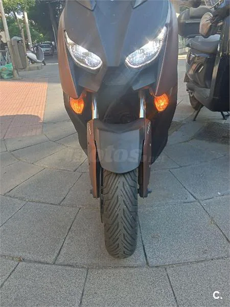 Yamaha XMAX 300 – Vista 2