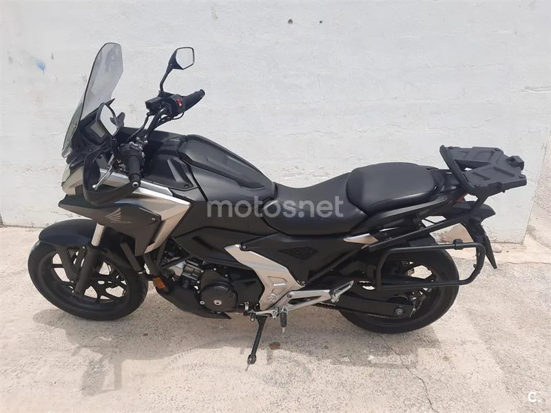 Honda NC 750 X – Vista 4