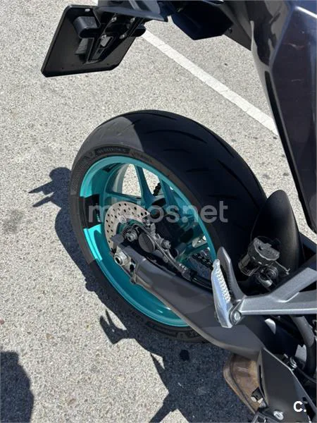 Yamaha MT-09 – Vista 12