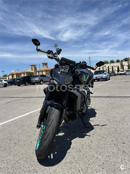 Yamaha MT-09 – Vista 3