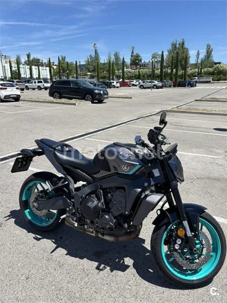 Yamaha MT-09 – Vista 4