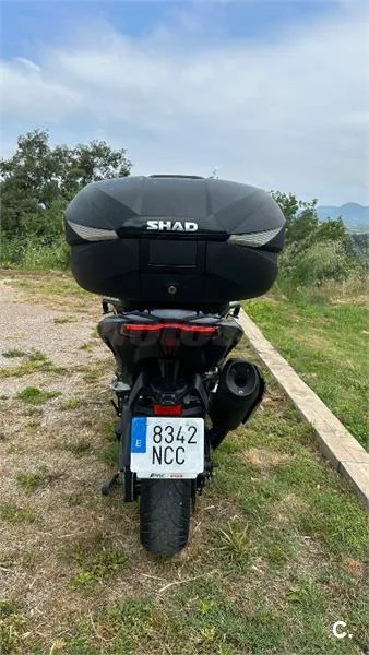 Yamaha TMAX – Vista 2