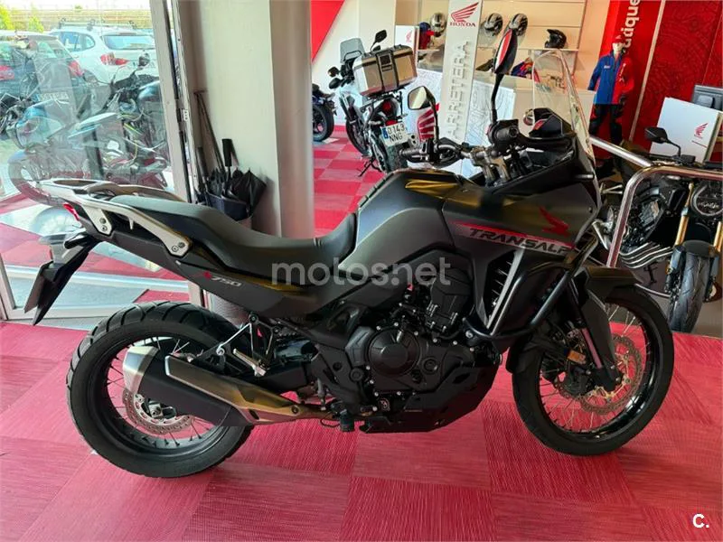 Honda XL 750 Transalp – Vista 3
