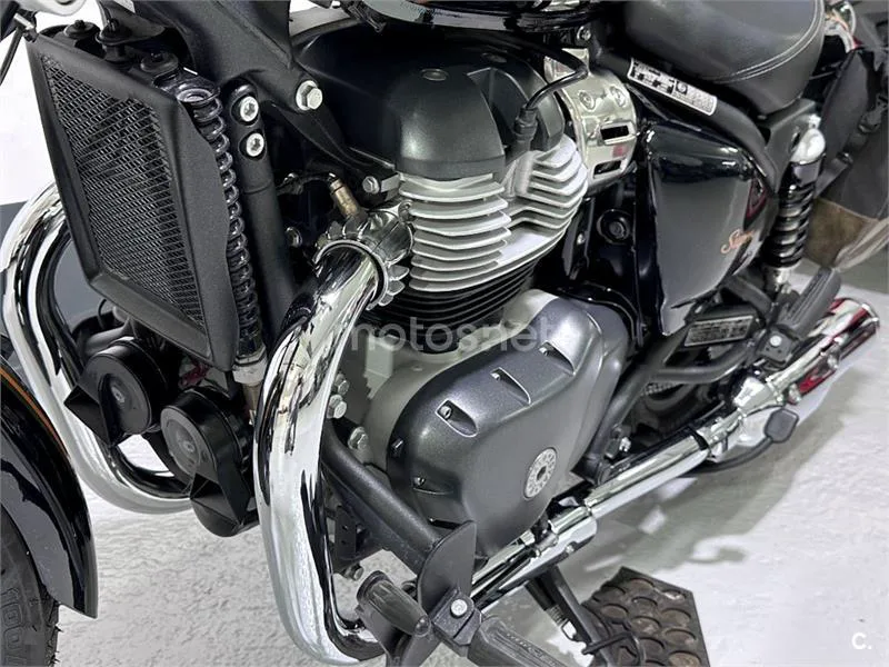 Royal Enfield Super Meteor 650 – Vista 30